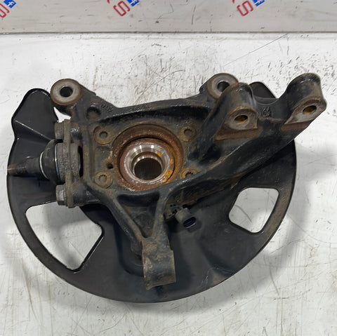 Volkswagen Crafter COMPLETE DRIVER SIDE FRONT HUB WITH WHEEL BEARING 2021 P/N 2N0407621D