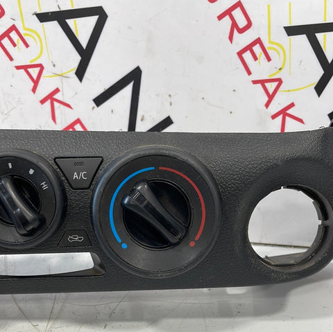 Toyota Hilux HEATER CONTROLS 2019 P/N 55406KK150