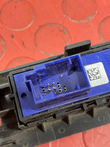 Citroen Berlingo/Peugeot Partner REAR CENTRAL LOCKING SWITCH AND PANEL 2019-2024 P/N 9811141877 / 9808825177