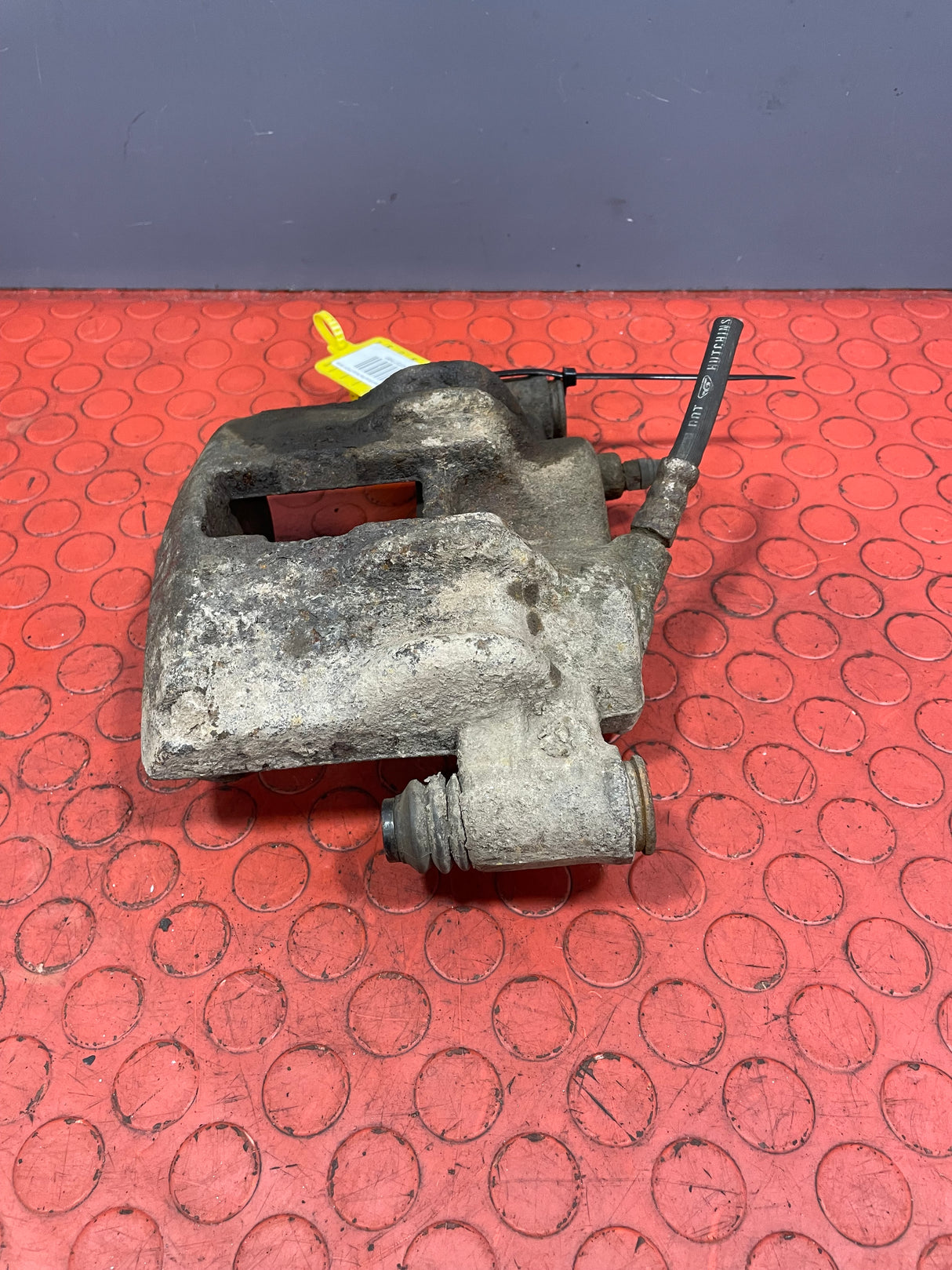 Citroen Relay/Peugeot Boxer/Fiat Ducato FRONT BRAKE CALIPER Drivers Side 1993-2006 P/N 1607377980