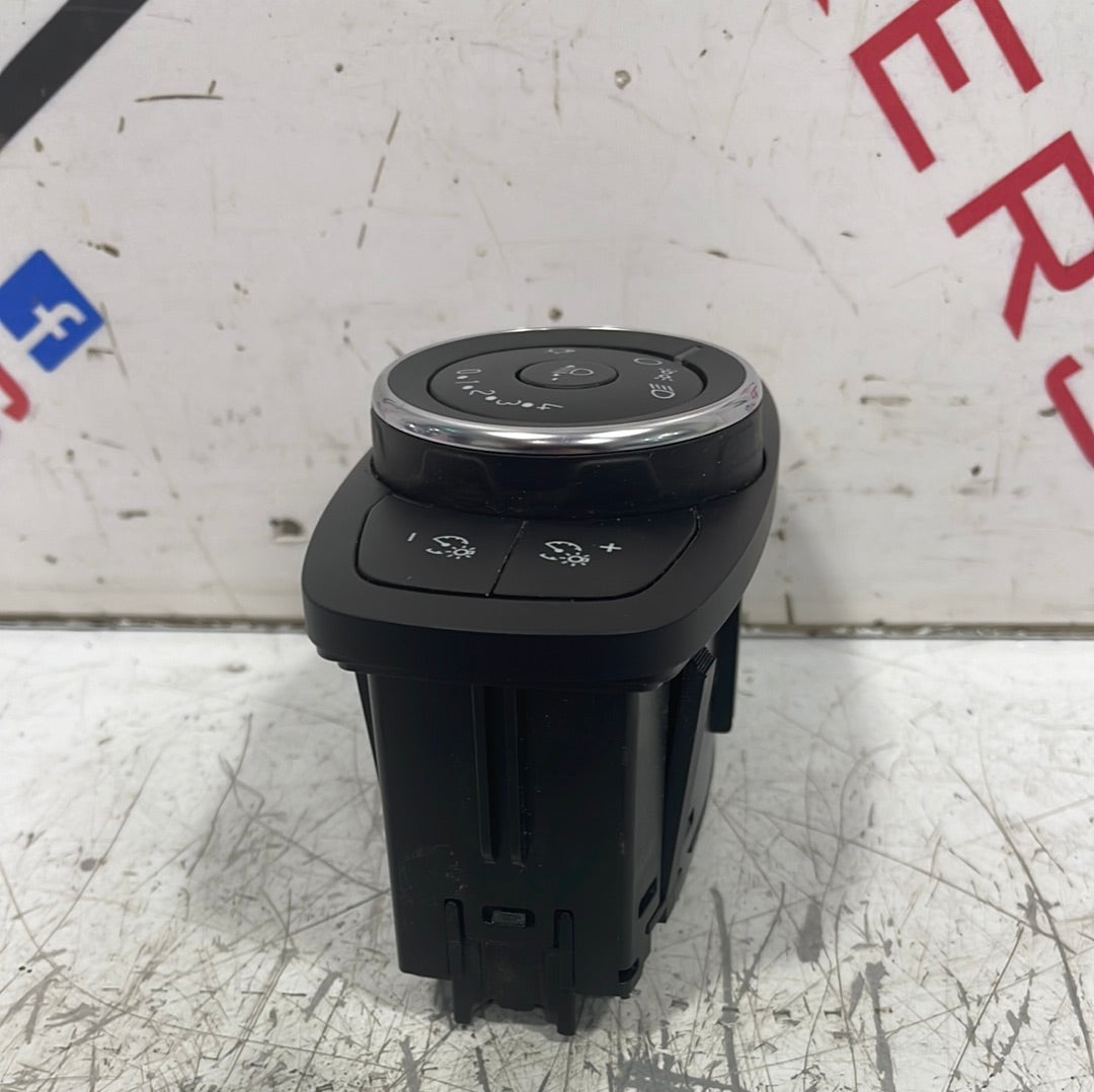 Ford Transit Custom/MK8 LIGHT SWITCH CONTROLS 2018-2023 (6PIN) P/N JK7T13D061BD