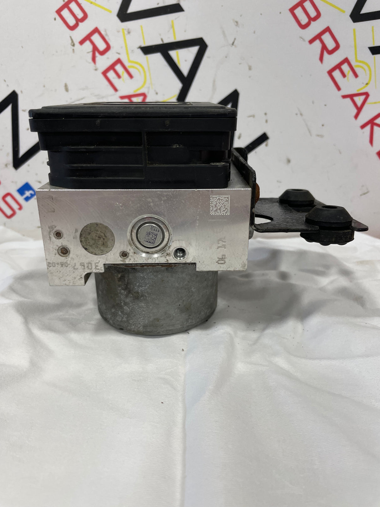 Renault Trafic/ Vauxhall Vivaro ABS PUMP 1.6 DCI 2014-2017 P/N 476601418R