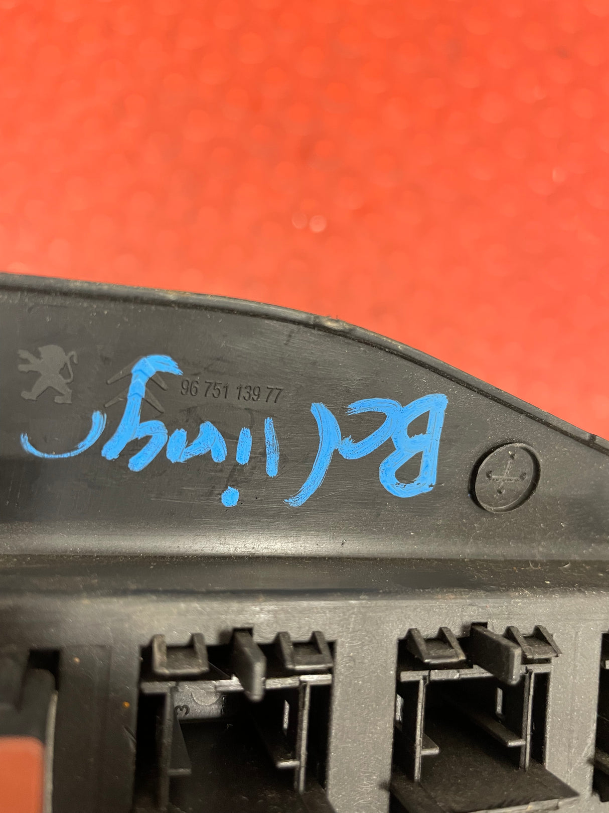 Citroen Berlingo/Peugeot Partner INTERIOR PANEL W/SWITCHES 2008-2018 P/N 9675113977