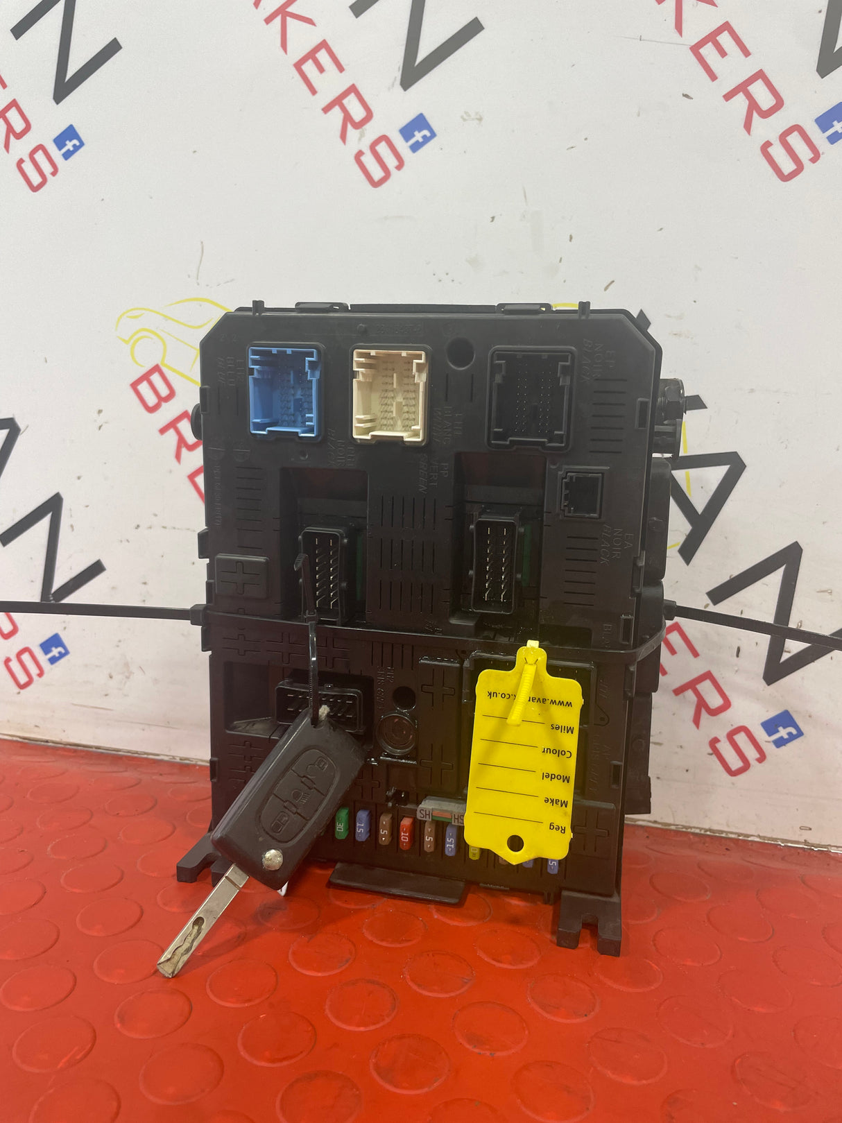 Peugeot Partner/Citroen Berlingo 2015 BSI P/N 981218858001