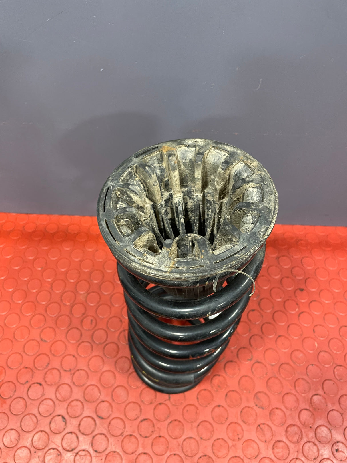 Citroen Berlingo/Peugeot Partner/Vauxhall Combo/Toyota Proace City REAR COIL SPRING 2019-2024 P/N 9824534080 - 2