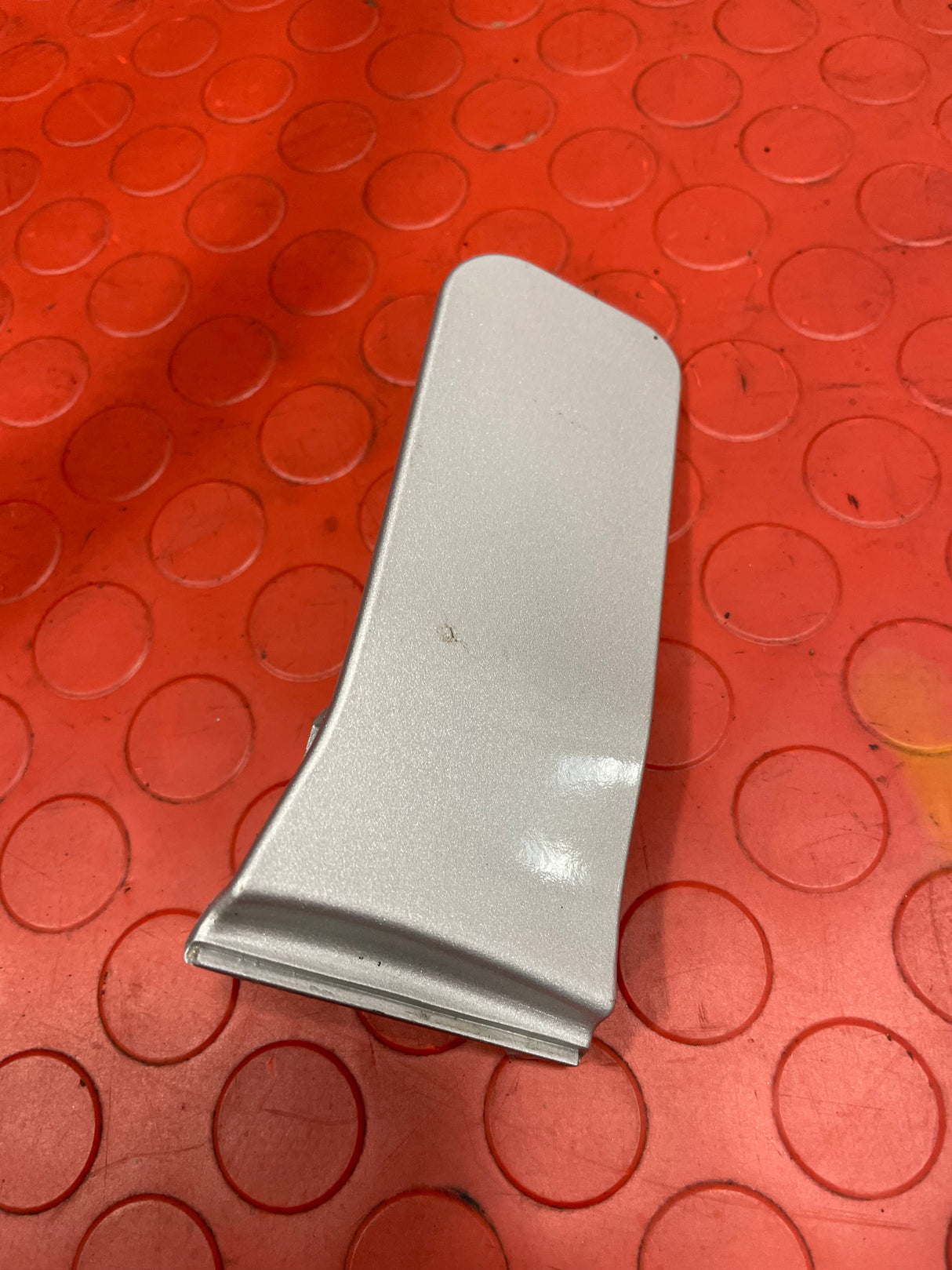 Ford Transit Custom SLIDING DOOR RAIL TRIM COVER OFFSIDE (SILVER) 2018 P/N JK21V250A84AA