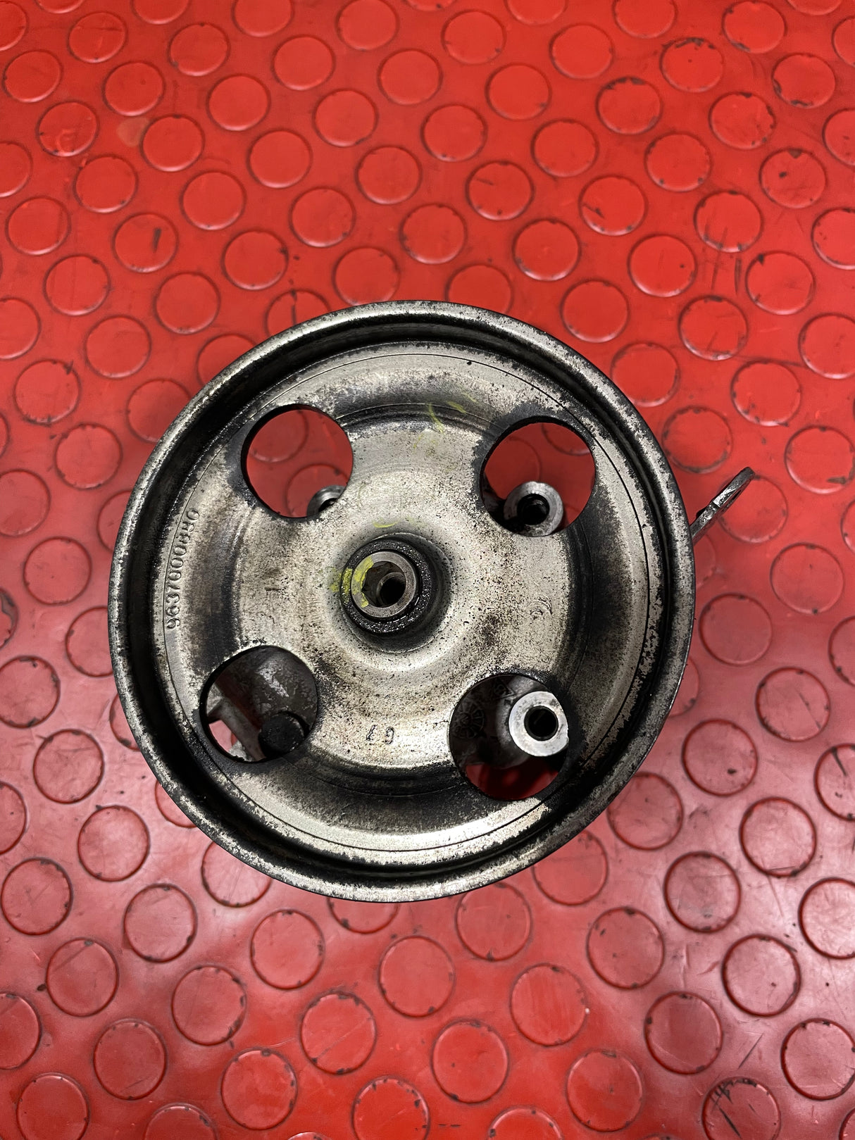 Citroen Berlingo/Peugeot Partner  POWER STEERING PUMP 2008-2011  P/N 9637000880