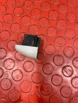 Citroen Dispatch/Peugeot Expert/Vauxhall Vivaro/Toyota Proace/Fiat Scudo OUTER DOOR HANDLE OPENER END CAP Driver's Side RH 2008-2016 P/N 96816438977