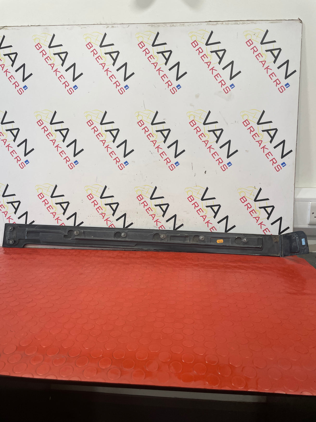 Citroen Dispatch/ Peugeot Expert/ Toyota Proace/ Vauxhall Vivaro PASSENGER SIDE SLIDING DOOR RAIL TRIM (Black) 2019-2023  P/N 9808384180