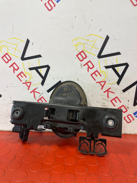 Renault Master/Vauxhall Movano VACUUM TANK  AND BRACKET 2.3 DCI 2010-2023  P/N 223721351R