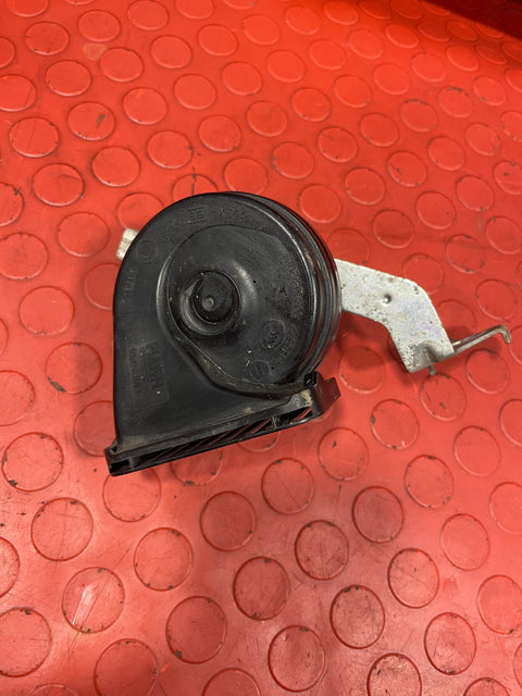Citroen Berlingo/Peugeot Partner HORN SIGNAL 2008-2018 P/N 9813120280-02