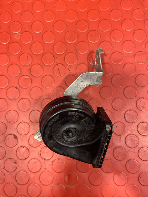 Citroen Berlingo/Peugeot Partner HORN SIGNAL 2008-2018 P/N 9813120280-02