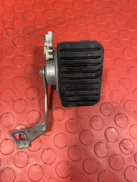 Citroen Berlingo/Peugeot Partner HORN SIGNAL 2008-2018 P/N 9813120280-02