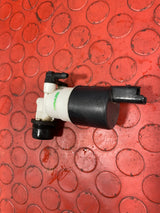Citroen Berlingo/Peugeot Partner/Vauxhall Combo/Toyota Proace City WINDSCREEN WASHER PUMP P/N 9632984980 / 9645163380 / 9643447980