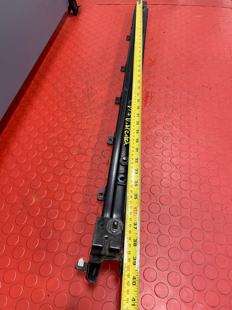 Citroen Dispatch/ Peugeot Expert SLIDING DOOR RAIL W/ LIMITER D/S 2016-2024 P/N 9822930080D