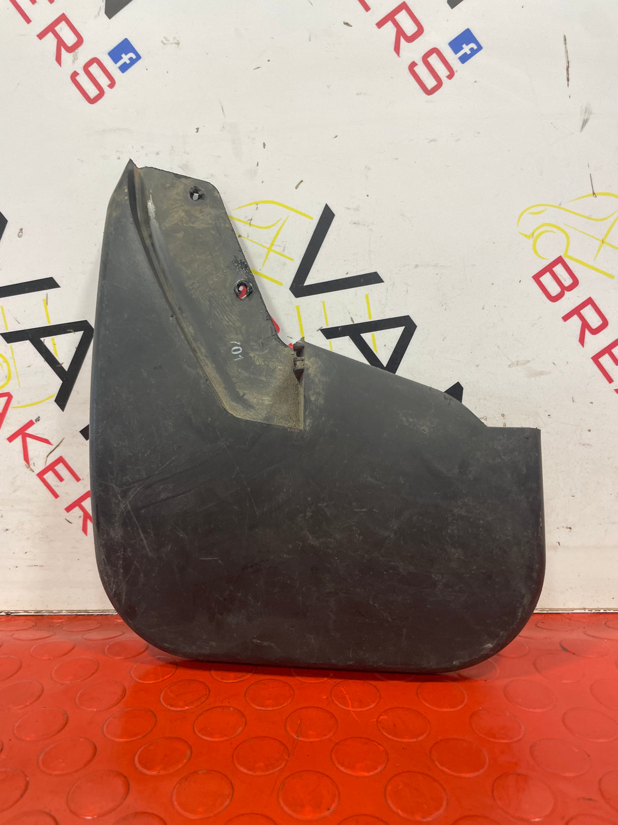 Ford Transit Custom REAR MUDFLAP PASSENGER SIDE LEFT 2013-2018  P/N BK2128371ACW