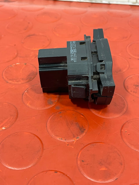 Ford Transit Custom HAZARD WARNING SWITCH  P/N BK3T13A350AA