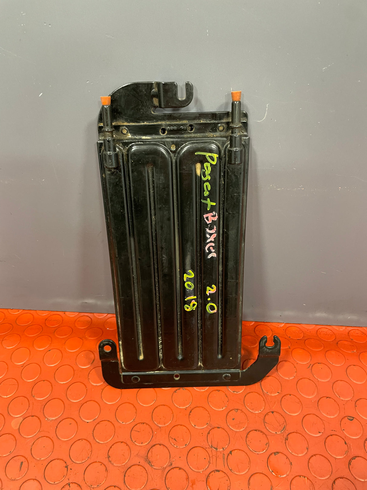 Renault Trafic/Vauxhall Vivaro/Nissan NV300 FUEL COOLER  2014-2019  P/N 175104049R / 93868458