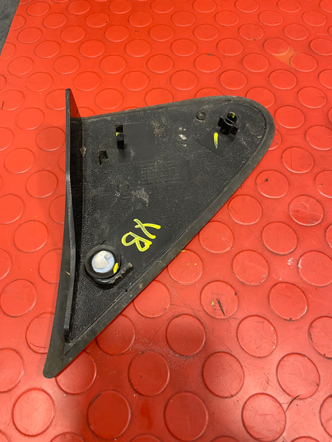 Citroen Berlingo/ Peugeot Partner WING TRIM 2008-2018 P/N 9682178977