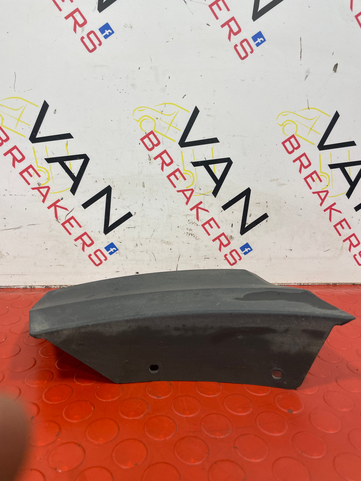 VW Crafter O/S WING PROTECTIVE STRIP DRIVERS RIGHT  2017-2022 P/N 7C0853508