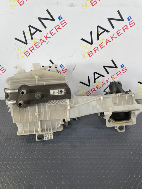 Citroen Dispatch/ Peugeot Expert/ Toyota Proace/ Vauxhall Vivaro (19) HEATER BLOWER HOUSING WITH BLOWER 2016-ON P/N 9809955180