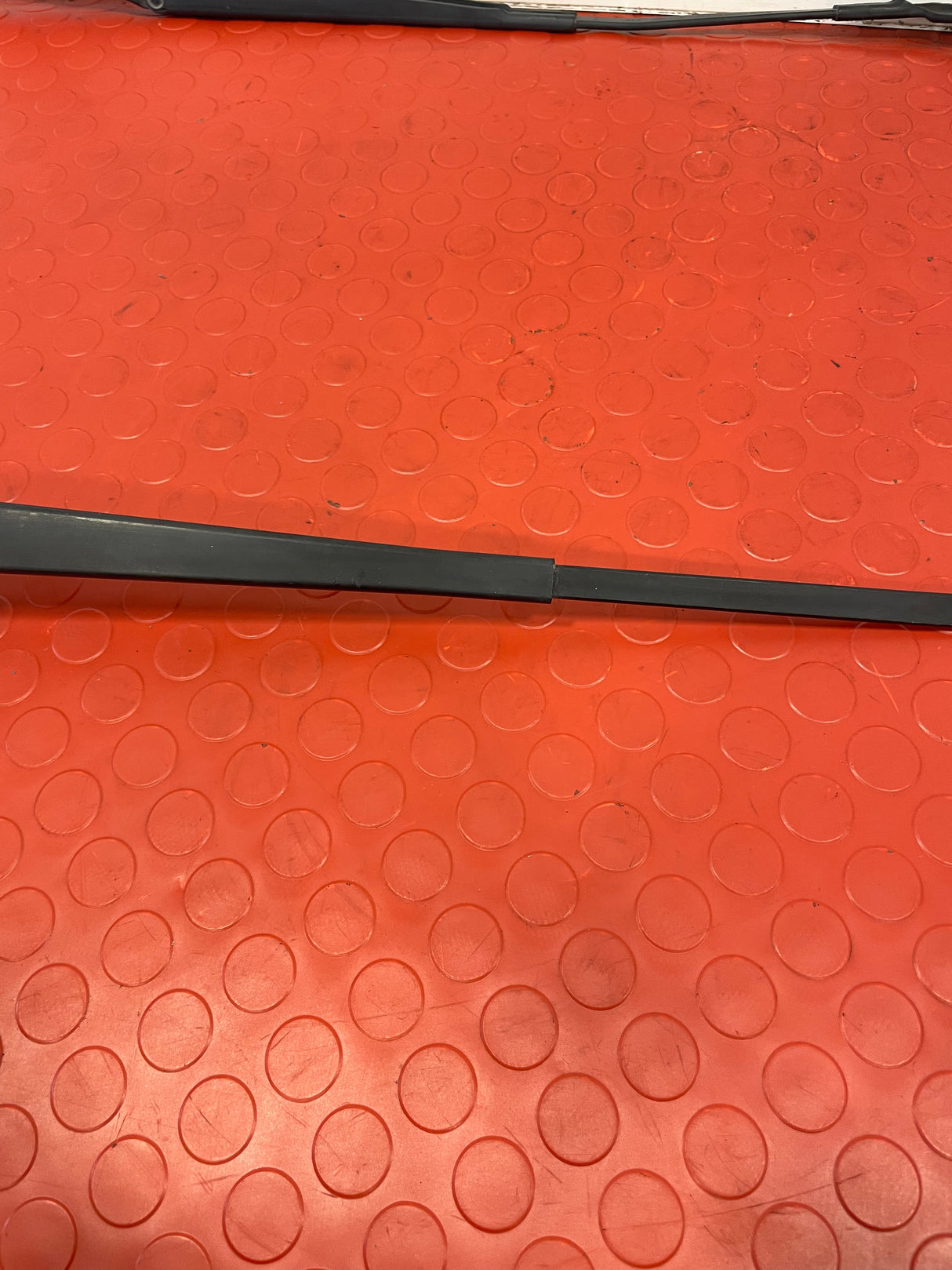 Ford Transit WIPER ARM (PAIR) MK8  P/N BK3117526DE / BK3117526CD