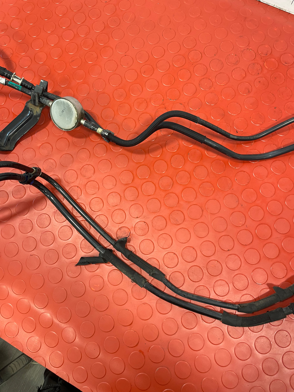 Citroen Dispatch Peugeot Expert Toyota Proace Vauxhall Vivaro DUAL FUEL PIPES 1.6HDI P/N 9819365880