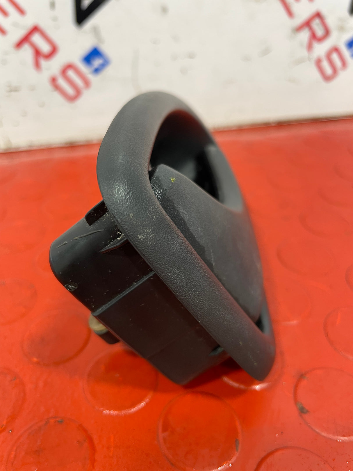 Renault Trafic PASSENGER SIDE REAR DOOR INTERNAL HANDLE 2014-2017 P/N 96012221