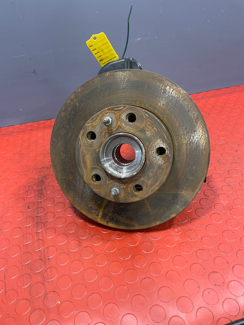 Fiat Ducato/Citroen Relay/Peugeot Boxer FRONT WHEEL HUB W/ ROTOR DISC AND ABS SPEED SENSOR Driver's Side 2023 P/N 522177070