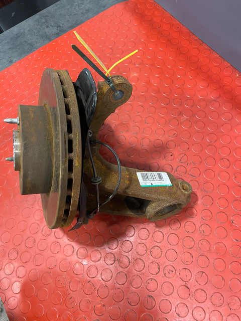 Fiat Ducato/Citroen Relay/Peugeot Boxer FRONT WHEEL HUB W/ ROTOR DISC AND ABS SPEED SENSOR Driver's Side 2023 P/N 522177070