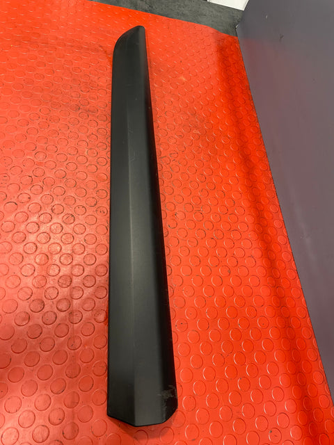 Vauxhall Vivaro/Citroen Dispatch/Peugeot Expert/Toyota Proace/Fiat Scudo FRONT DOOR MOULDING TRIM Driver's Side Mk3 2016-2024 P/N 9808747077