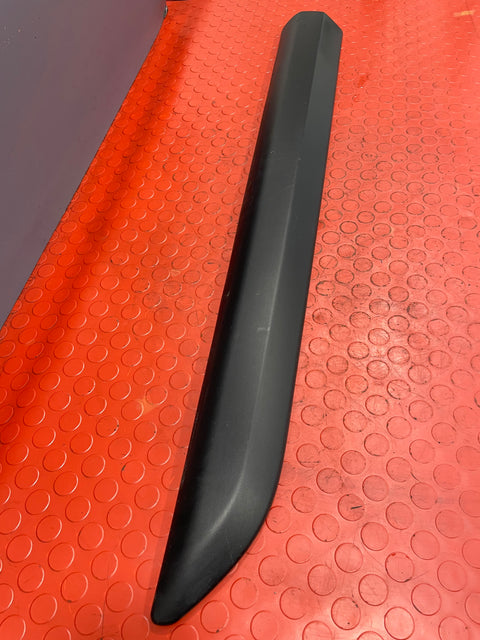 Vauxhall Vivaro/Citroen Dispatch/Peugeot Expert/Toyota Proace/Fiat Scudo FRONT DOOR MOULDING TRIM Driver's Side Mk3 2016-2024 P/N 9808747077