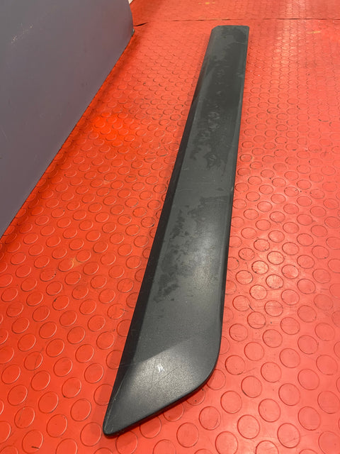 Ford Transit Custom DRIVER'S SIDE SLIDING DOOR MOULDING TRIM  2013-2016 P/N BK2129076ABW - 2