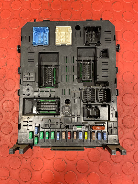 Citroen Berlingo ENGINE CONTROL MODULE (ECM/ECU) & BODY CONTROL MODULE (BSI w/ KEY) 1.6 2017 P/N 9825318180 / 981218858002