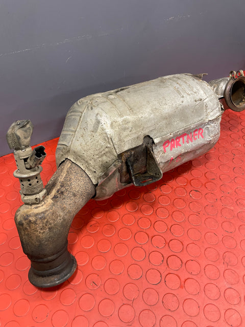 Citroen Berlingo/Peugeot Partner CATALYTIC CONVERTER DPF  1.6L  P/N  9823467180 - 2 / 1321717X