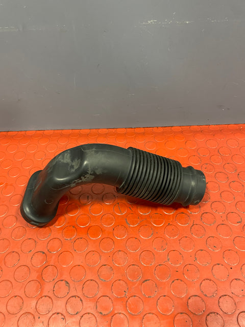 Ford Transit Custom AIR INTAKE PIPE 2.2 2013-2016 P/N BK219A675CE