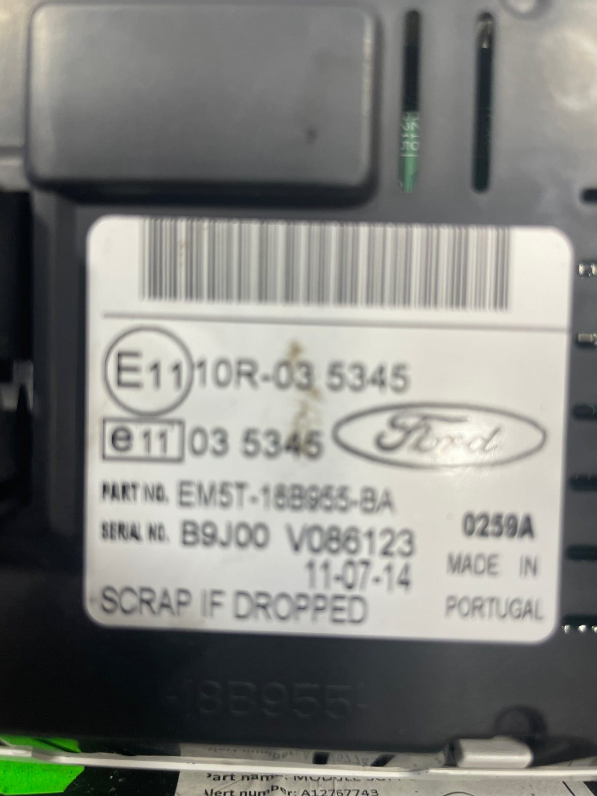 Ford Transit Connect RADIO CD PLAYER AND SCREEN 2014  P/N  F1B118C815HE   EM5T18B955BA