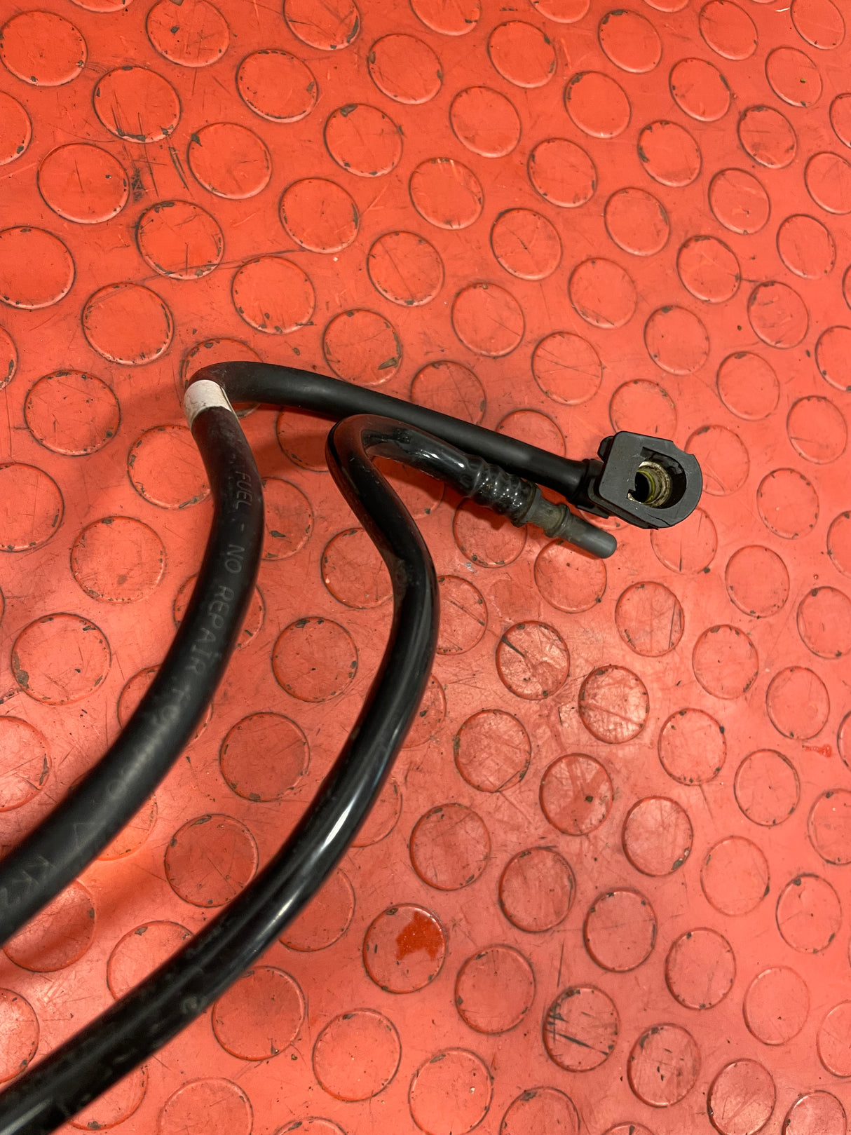 Ford Transit Custom 2.0 FUEL PUMP FEED LINE PIPES (no clip lock) P/N KK219J338BB / KK219J338A