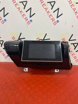 Toyota Hilux MULTI FUNCTION TOUCH SCREEN DISPLAY WITH SAT NAV AND SURROUND  RADIO 2015-2022   P/N 55422KK050 / 86140-0k630