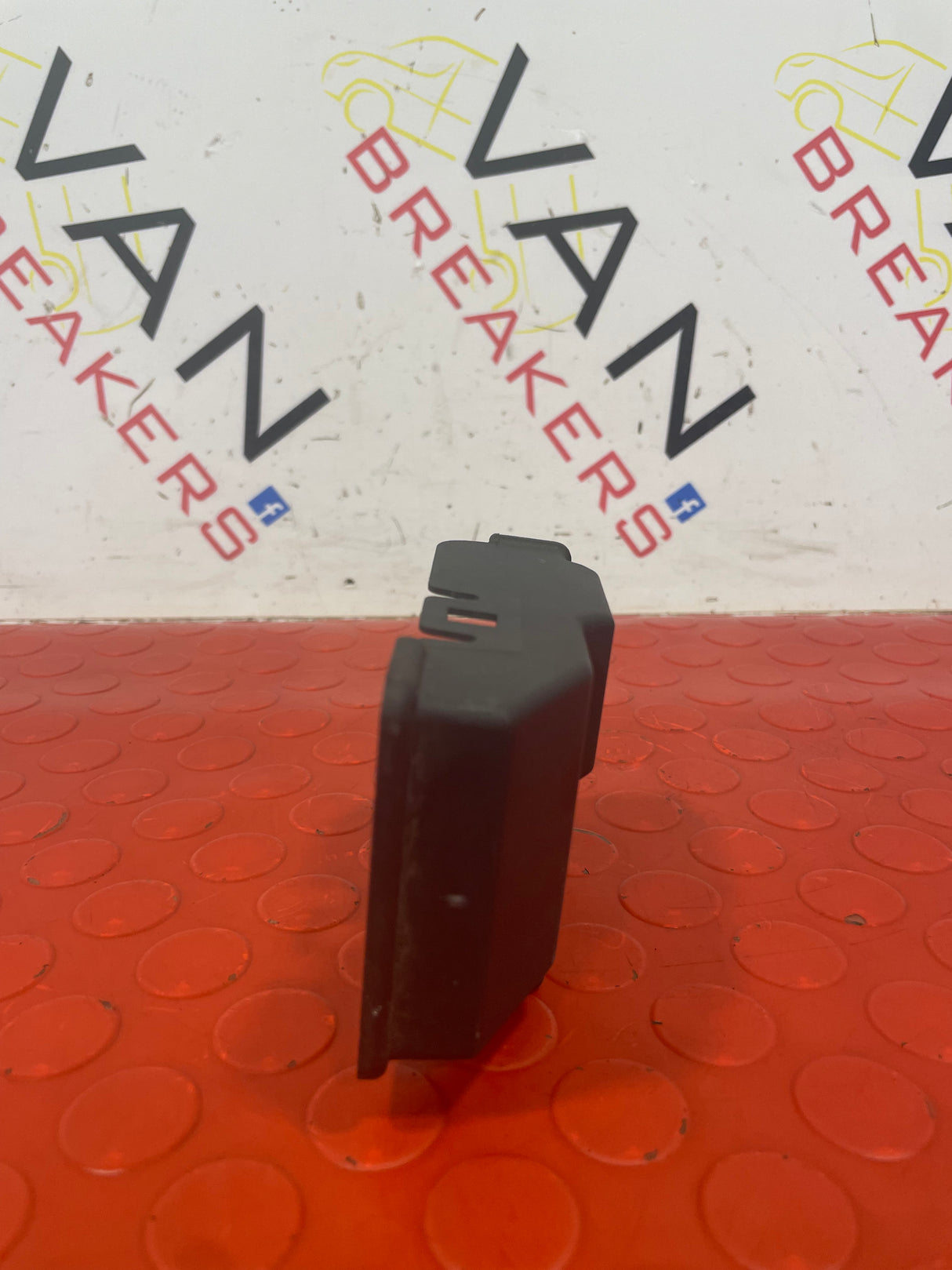 Peugeot Partner/Citroen Berlingoi 1.6 HDi HEATER BLOWER FAN RESISTOR COVER  2008-2013 P/N 9664966580