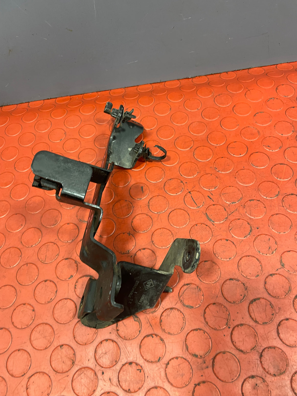 Renault Trafic ENGINE SUPPORT MOUNT BRACKET 2.0 2022 P/N 226760614R