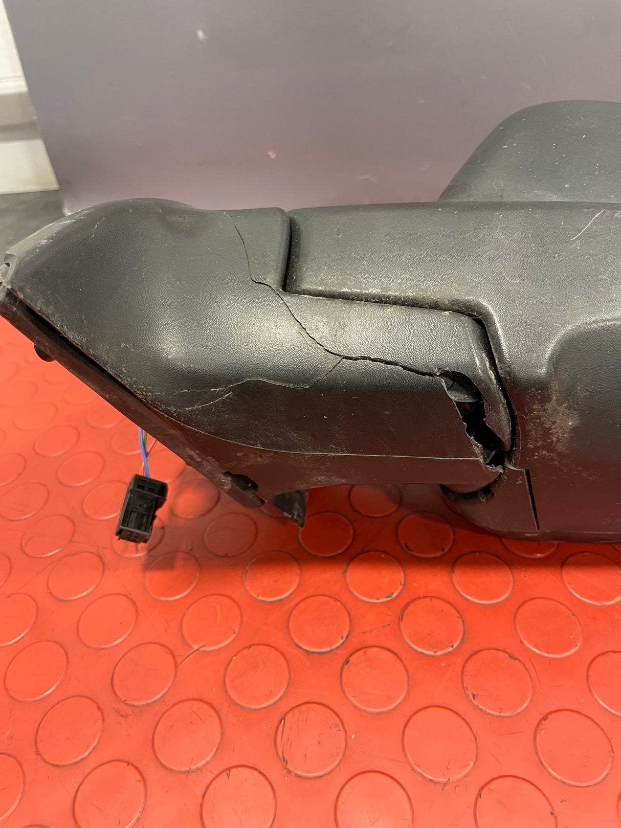 Peugeot Partner/Citroen Berlingo PASSENGER SIDE WING MIRROR 2013-2018 (w/ Damage) (Black) P/N 232636103 - 10