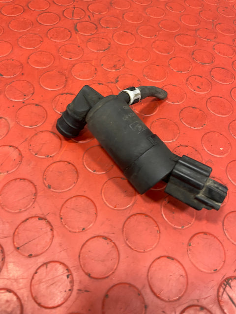 Ford Transit Courier WINDSCREEN WASHER PUMP 2013-2016 P/N BV6117K624AB