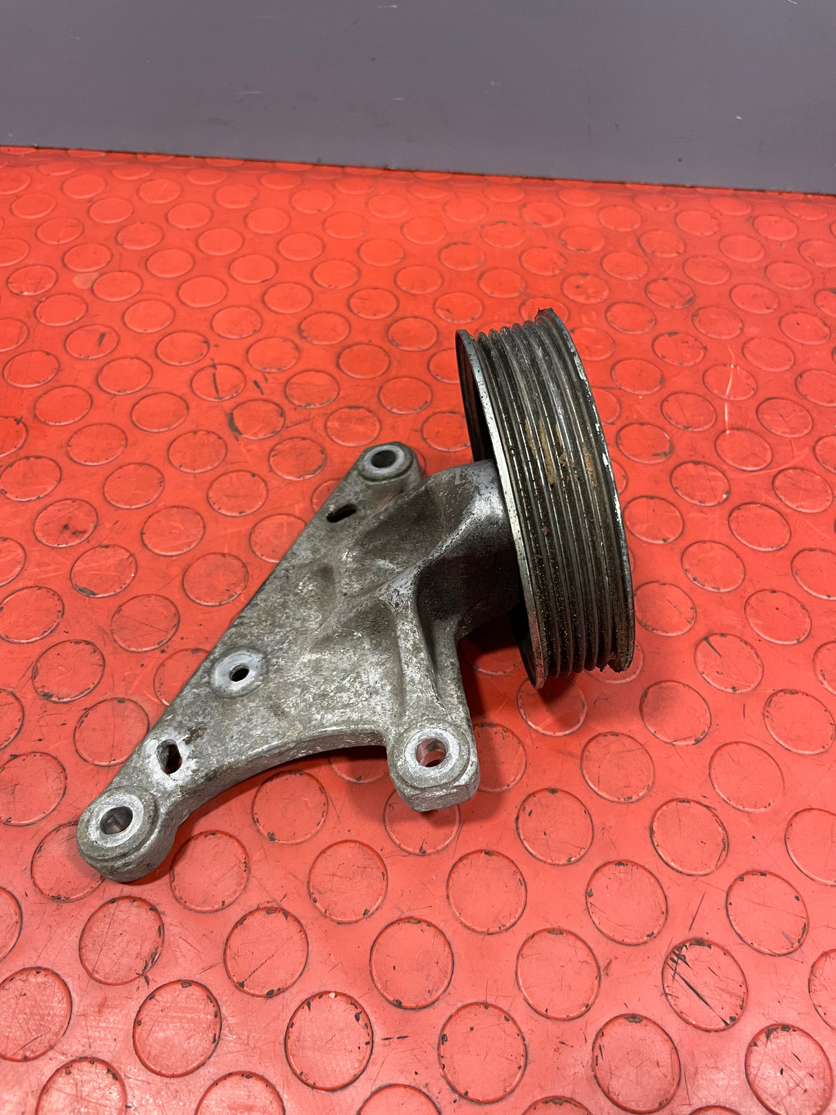 Citroen Dispatch/Peugeot Expert/Vauxhall Vivaro/Toyota Proace/Fiat Scudo GATES DRIVE BELT DEFLECTION GUIDE PULLEY 2016-2024 P/N 9674183880