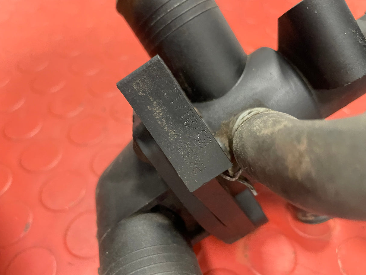 Ford Transit Euro 5 Mk7 Mk8 THERMOSTAT HOUSING w/ Switch & Sensor  2.2 TDCI 2018 P/N BK3Q8A586AB