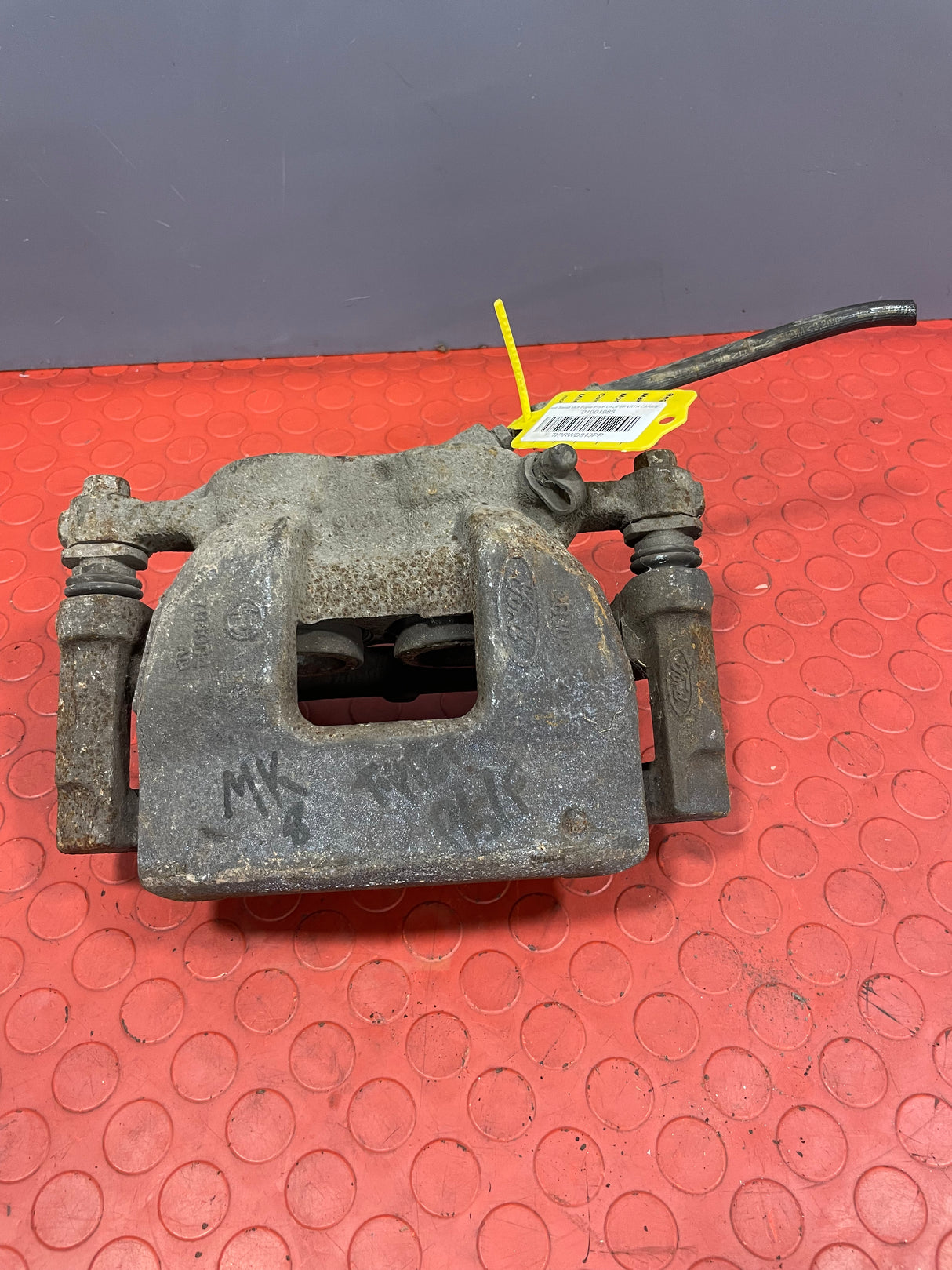 Ford Transit Mk8 Tipper P/S/F CALIPER WITH CARRIER 2.2 RWD 2013-2018