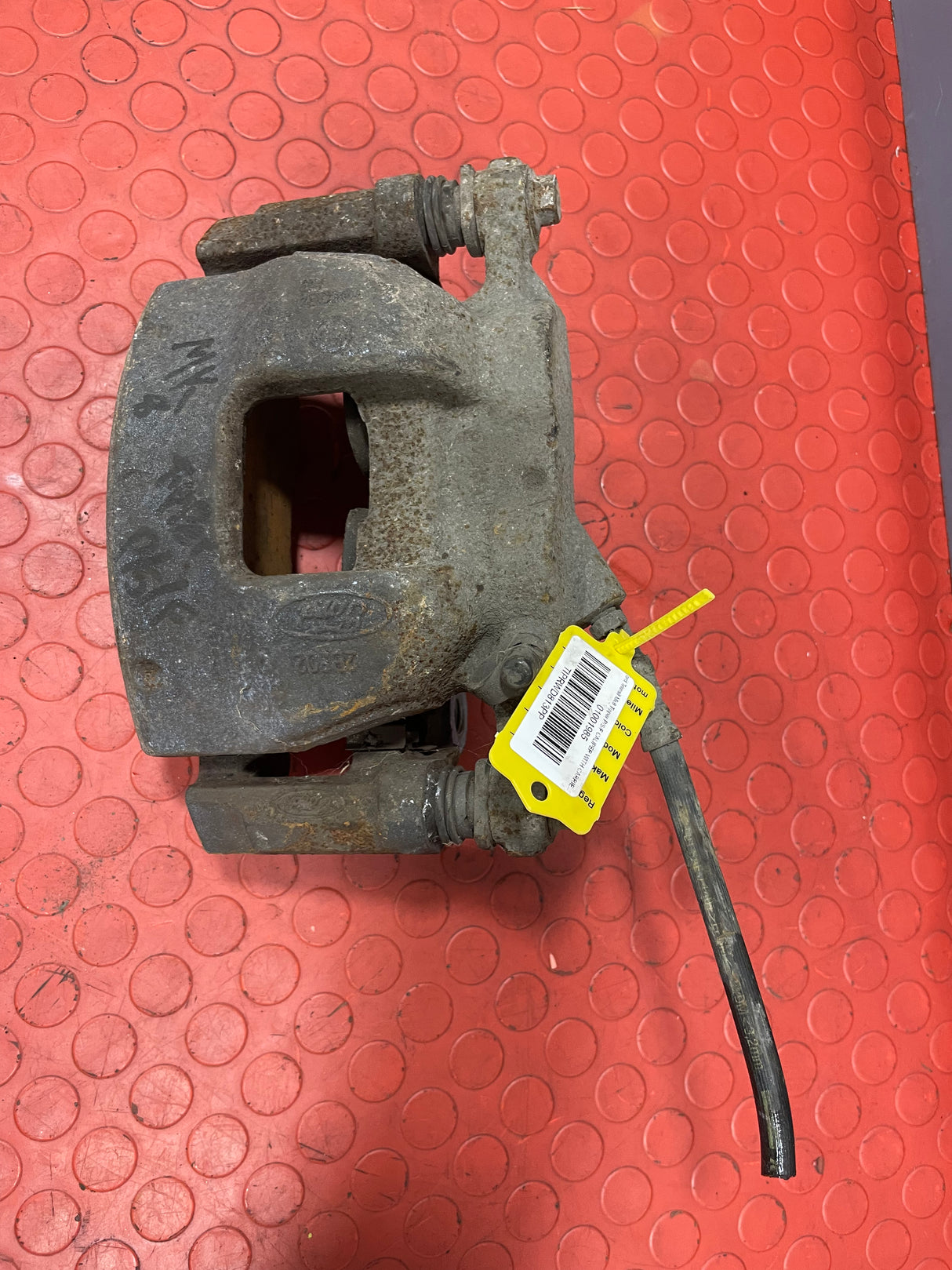 Ford Transit Mk8 Tipper P/S/F CALIPER WITH CARRIER 2.2 RWD 2013-2018