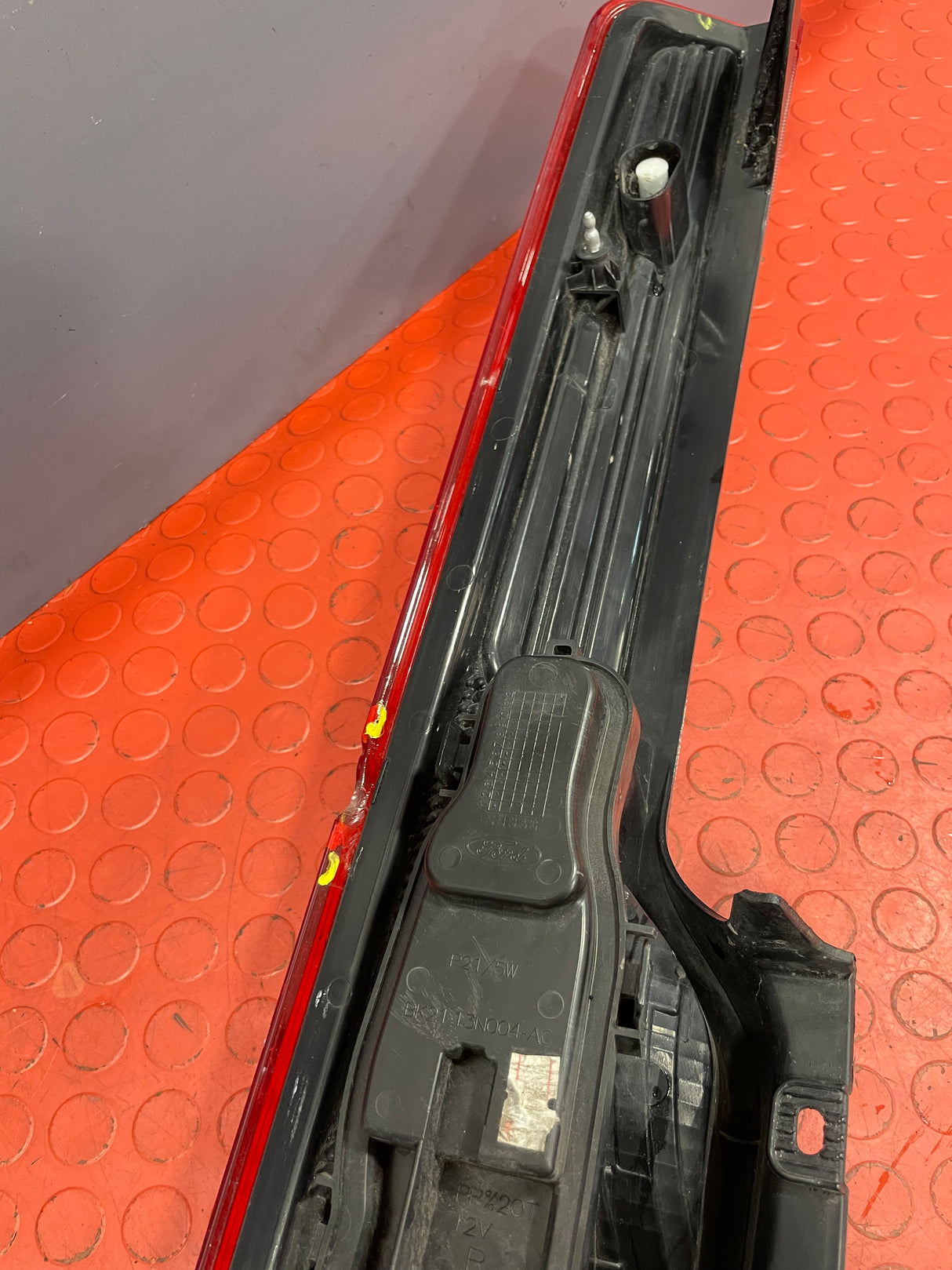 Ford Transit Custom TAILLIGHT ASSEMBLY Driver's Side (Small Scrape) 2016-2023 P/N BK2113404AJ - 5