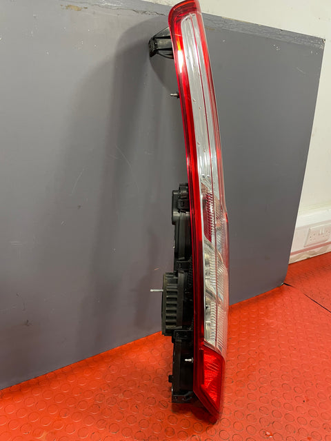 Ford Transit Custom TAILLIGHT ASSEMBLY Passenger's Side 2016-2023 P/N BK2113405AJ - 3