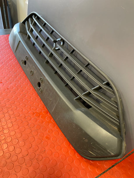 Ford Transit Custom MIDDLE GRILL 2013-2018 P/N BK2117B968ABW